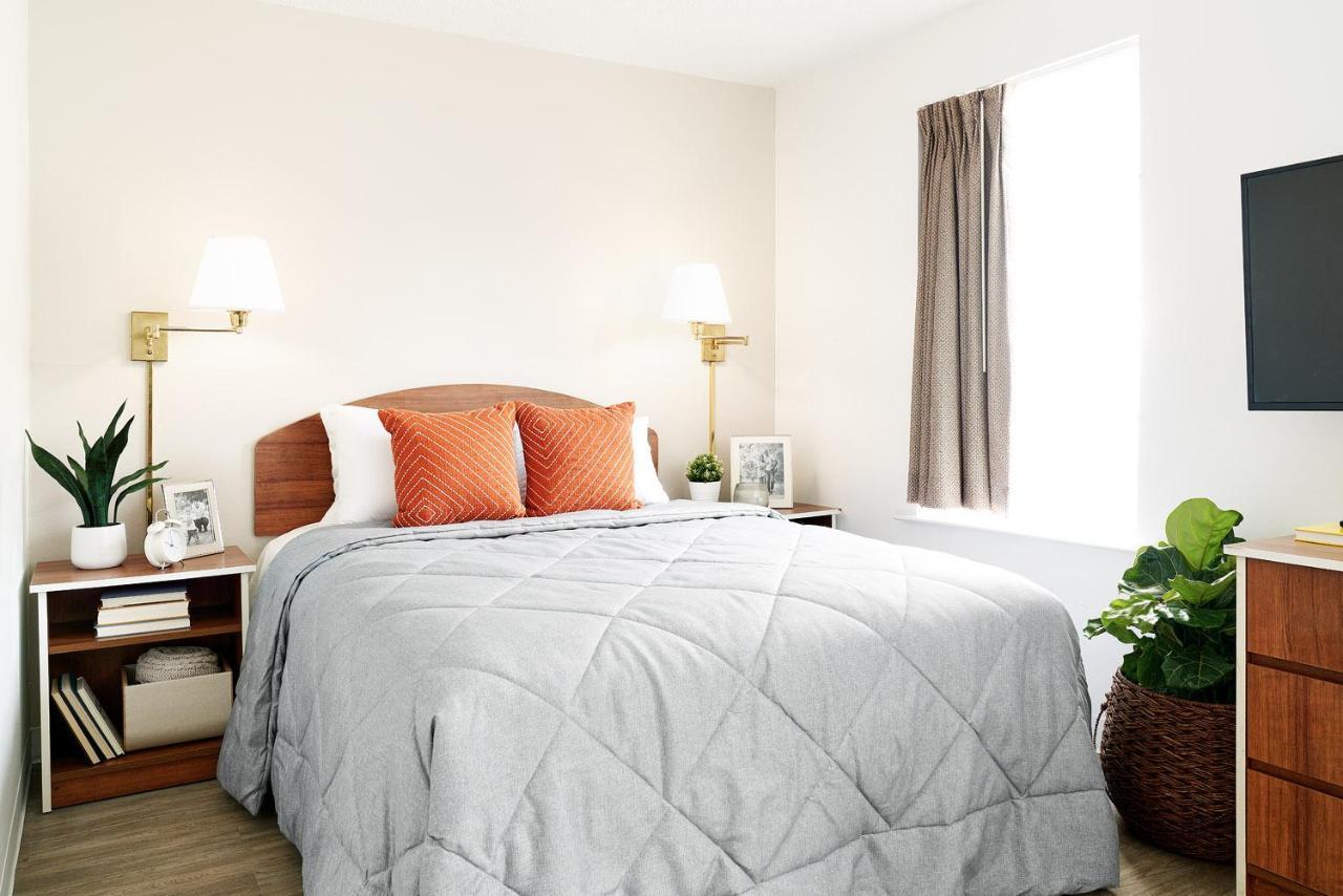 Intown Suites Extended Stay Dallas Tx - Park Central Екстериор снимка